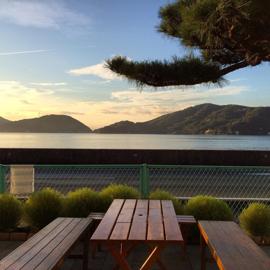 Shodoshima Olive Youth Hostel Exterior foto